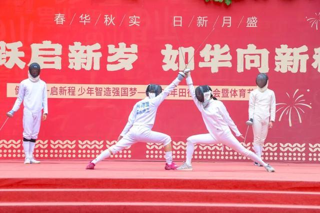 赛道0折返超7000人PB！管油胜获国内第一南京半马除了快还有